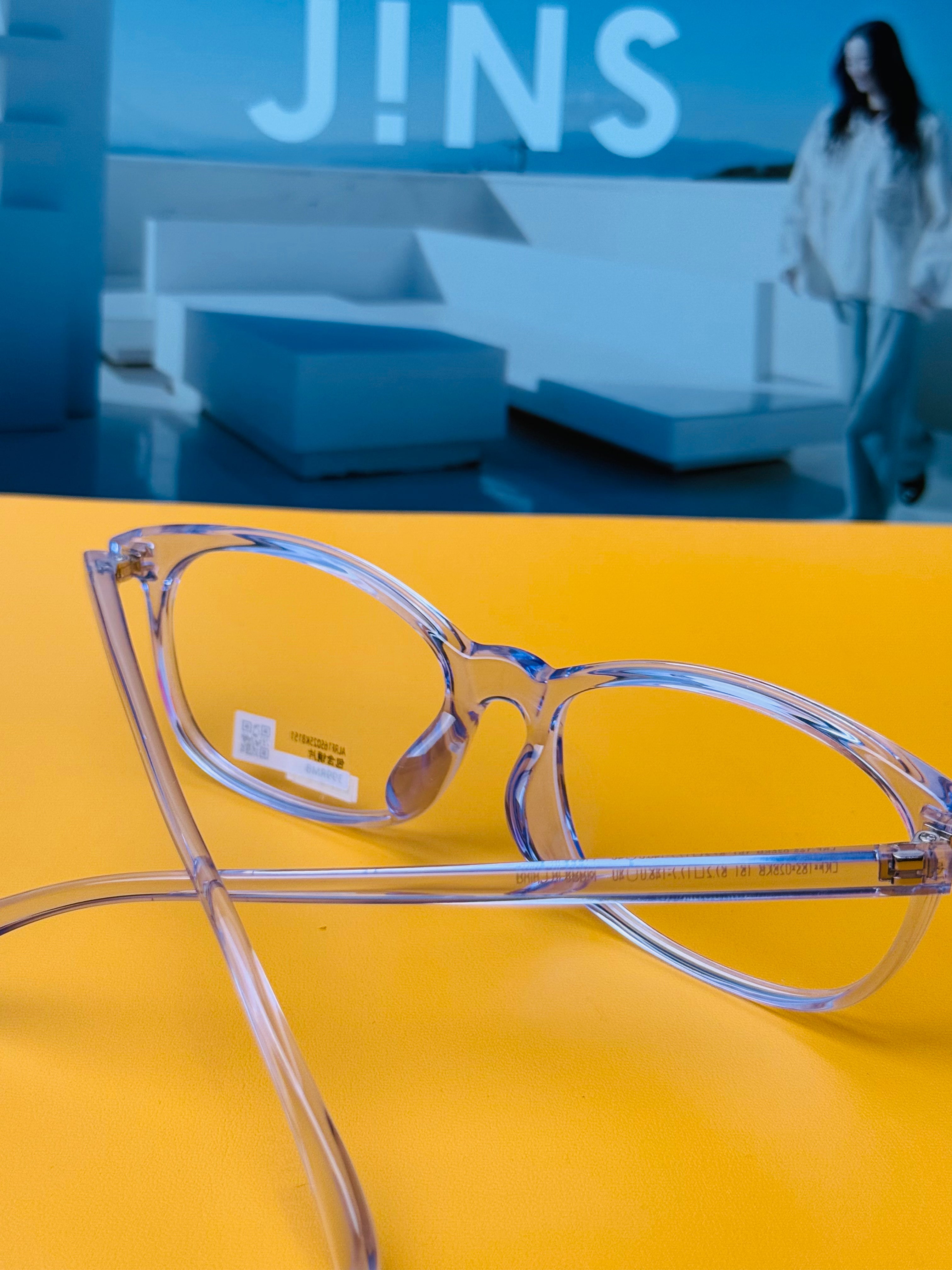 JINS GLASSES [711]