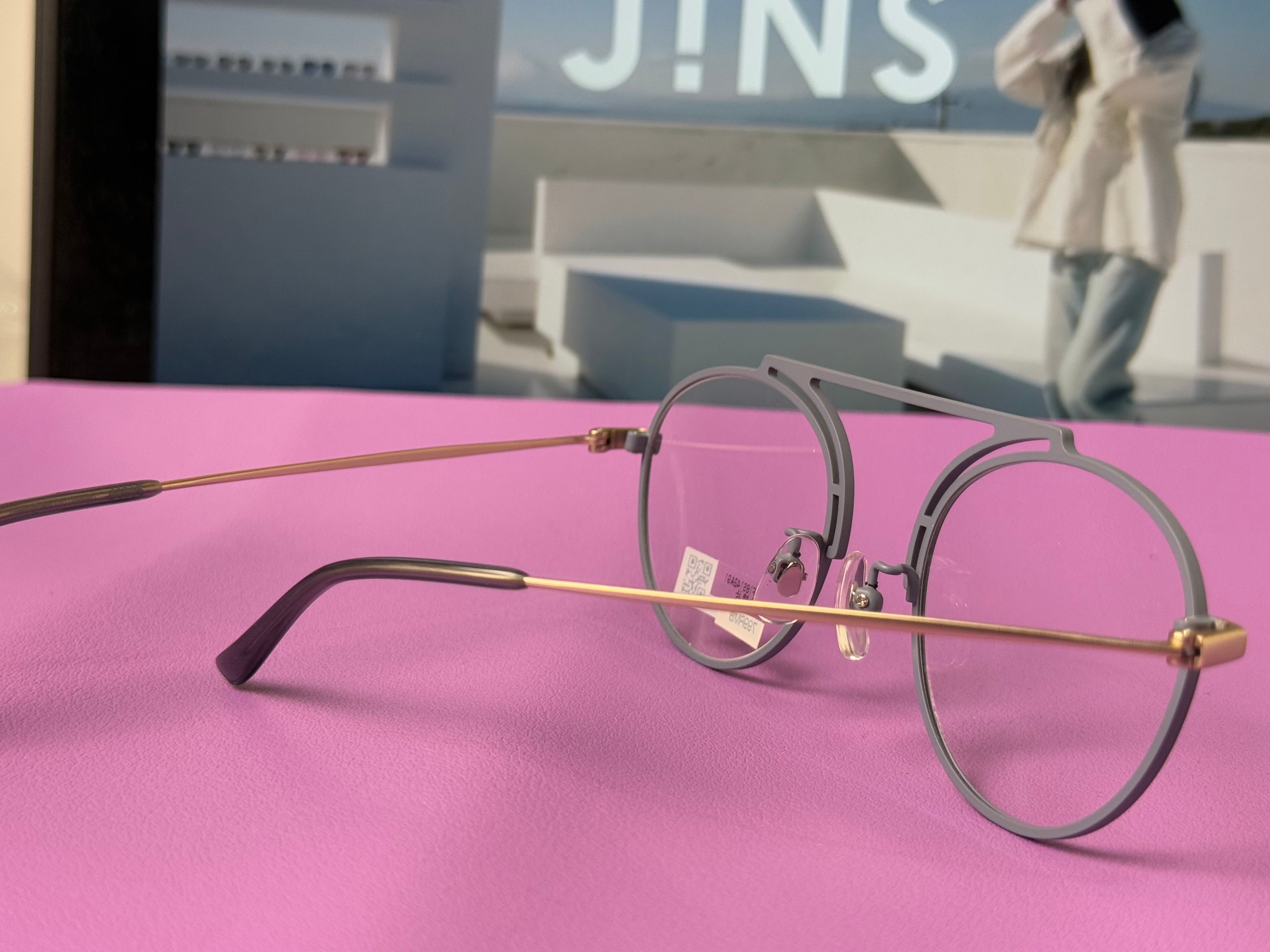 JINS GLASSES [220]