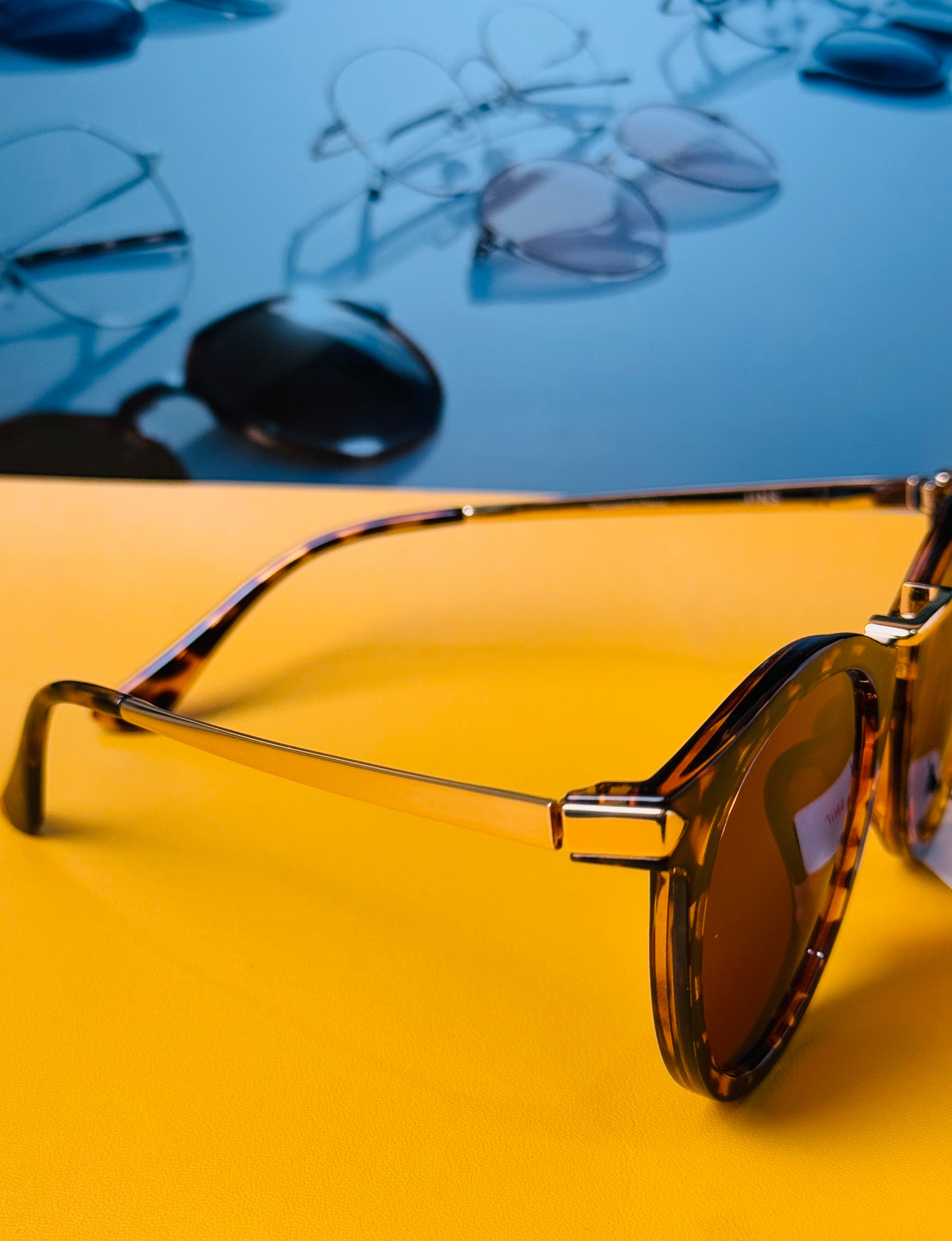 JINS SUNGLASSES  [010]