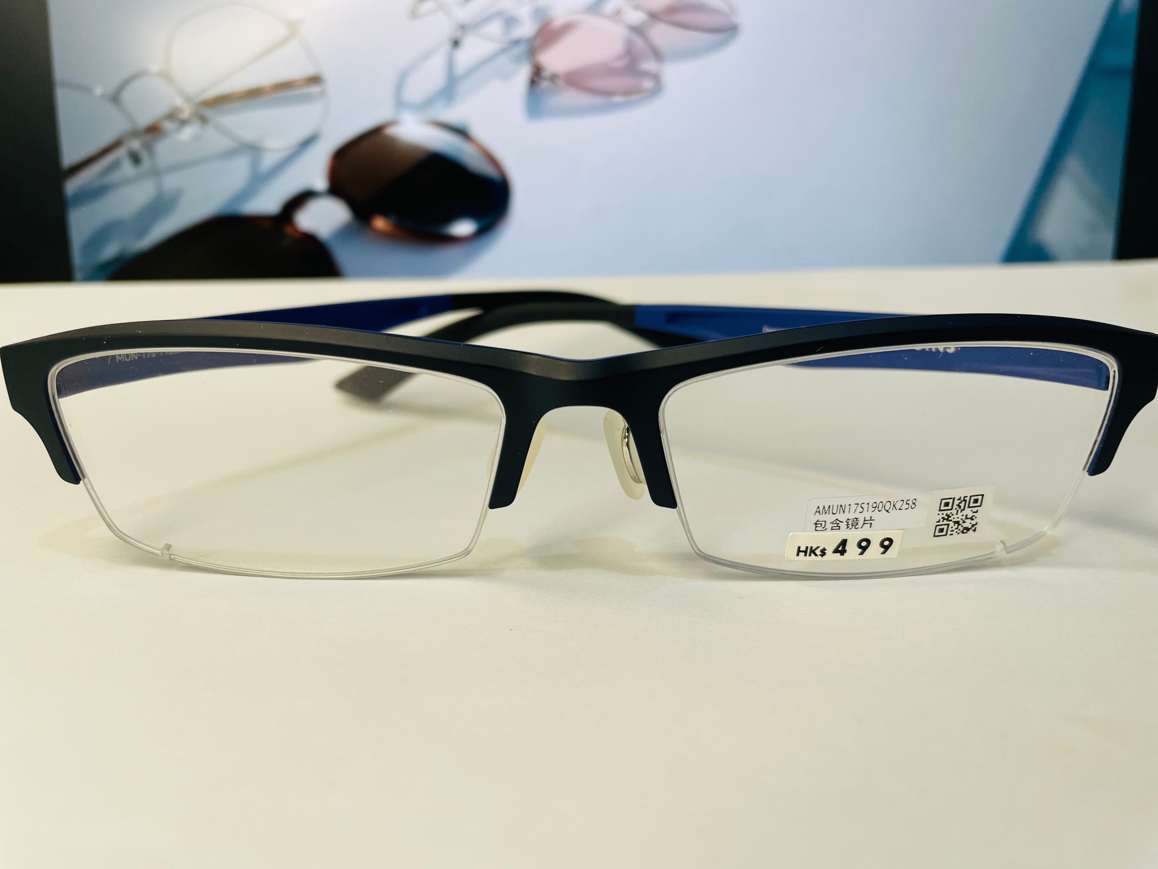 jons glasses [040]