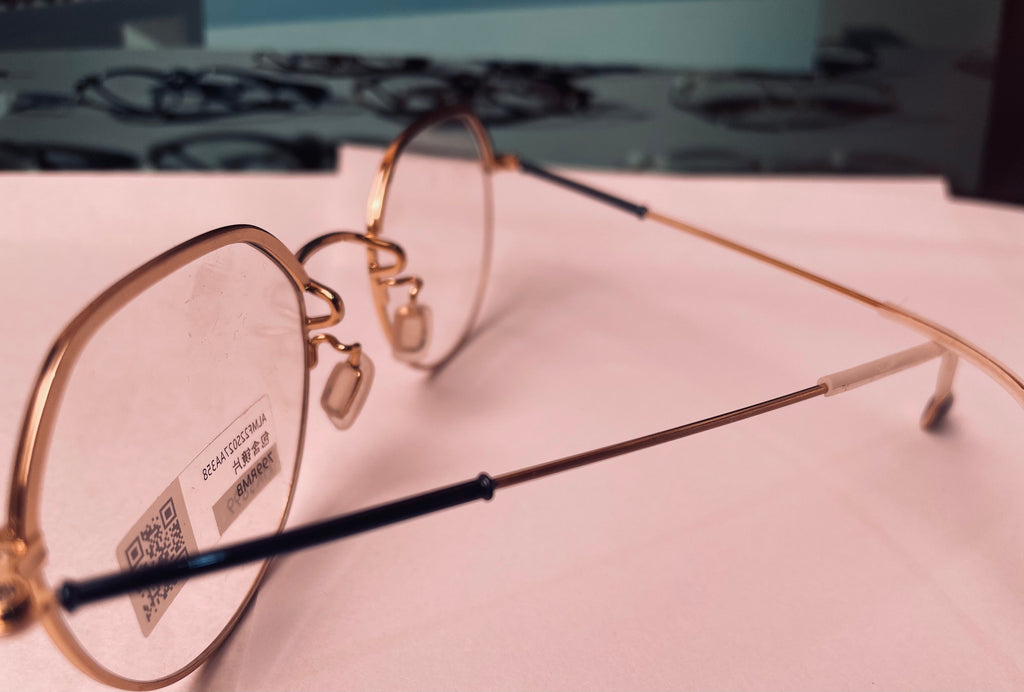 JINS GLASSES [061]